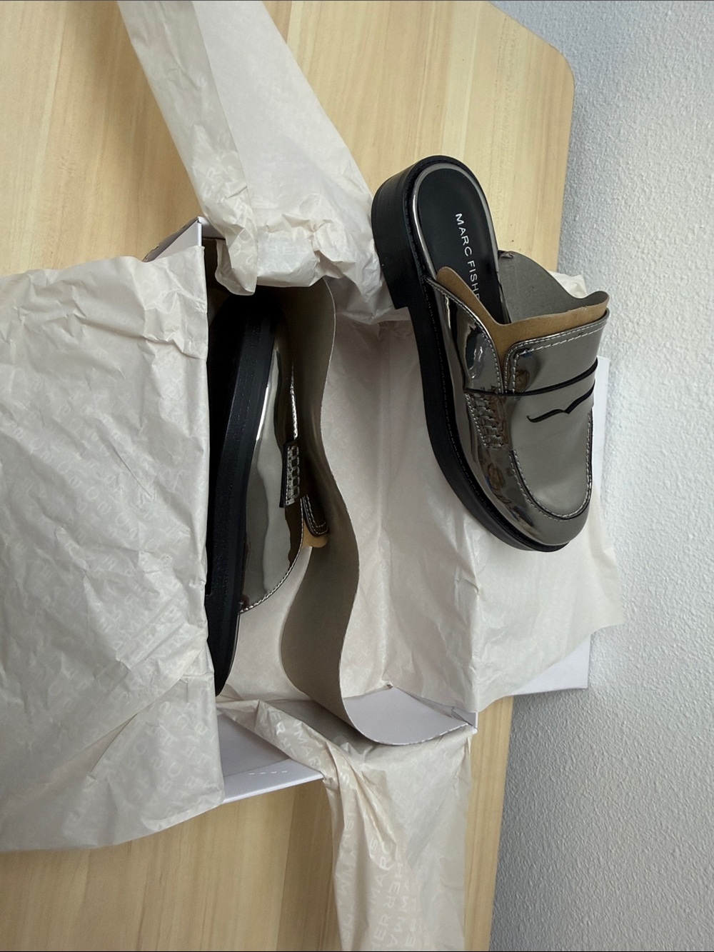 Marc Fisher Gray Patent Leather Slip-On Mules loafer